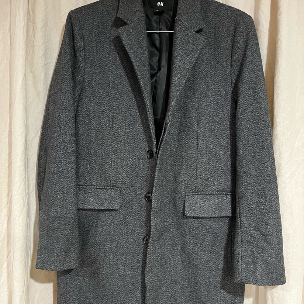 Men’s trench coat recycled wool blend.